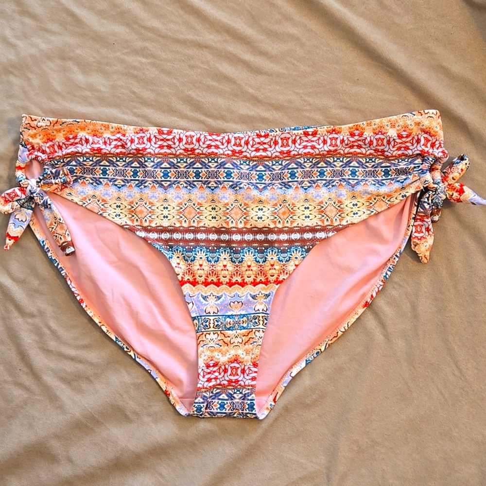 Peach Multicolored Swimsuit Bottom‎